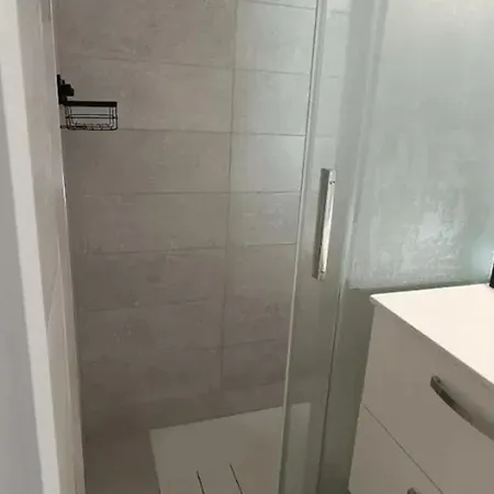 Apartamento Cozy Near The Sea In